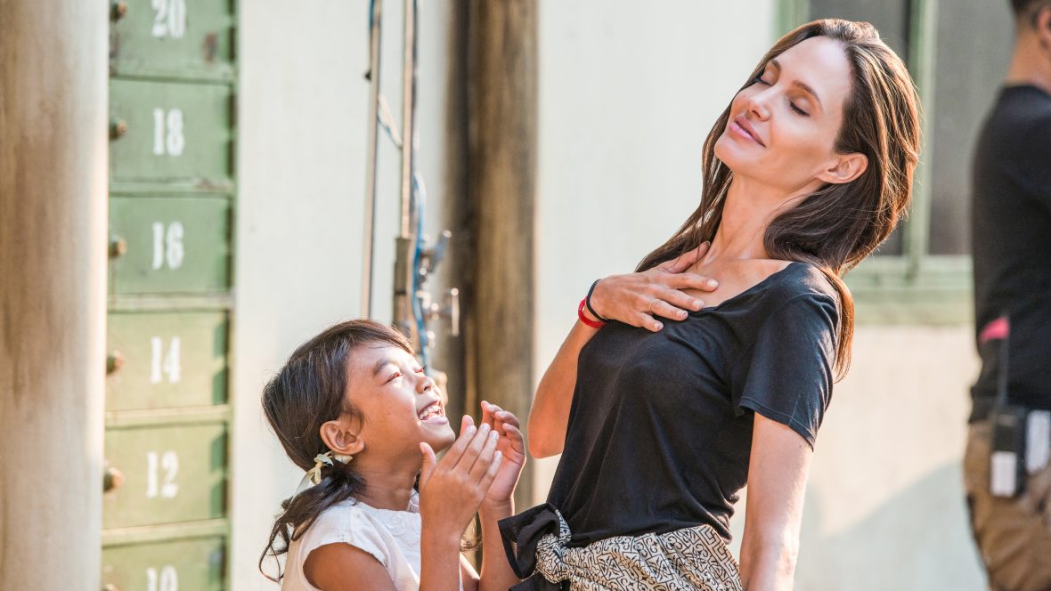 Angelina Jolie on the set of the Netflix film 'First they killed my father' in Cambodia.