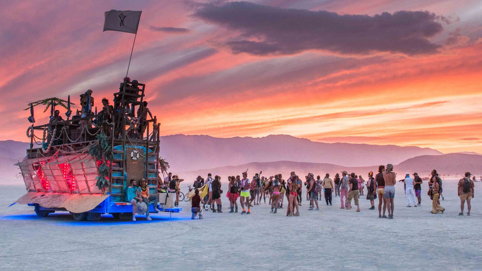 These photos capture the desert utopia of Burning Man