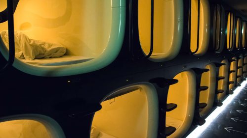 capsule hotel tokyo