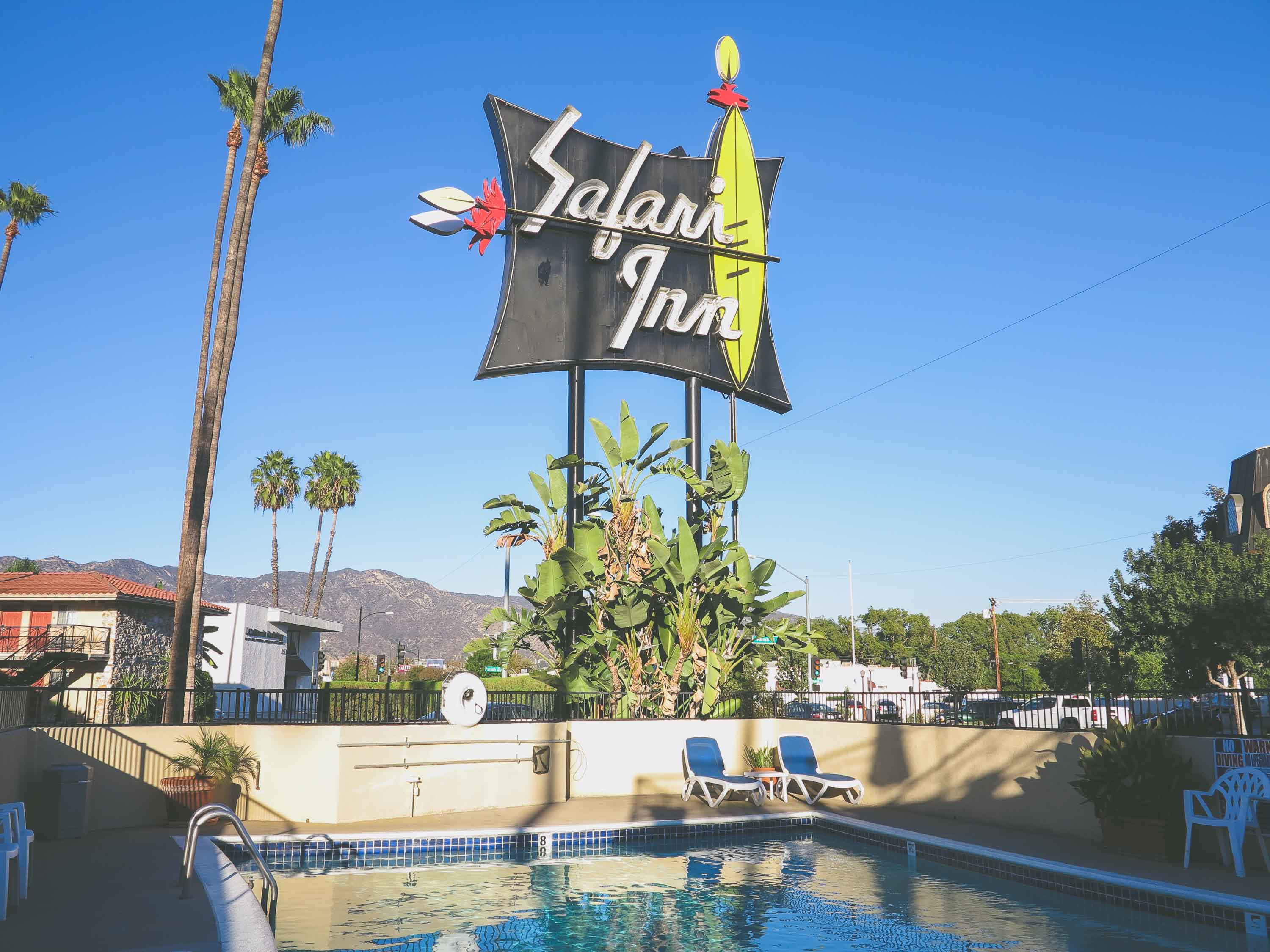 safari inn hollywood