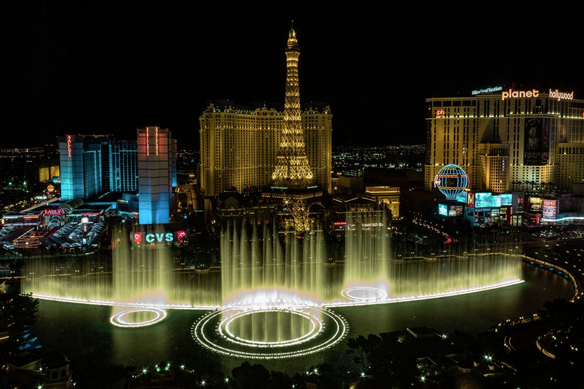 The Bellagio hotel and fountains, Las Vegas.