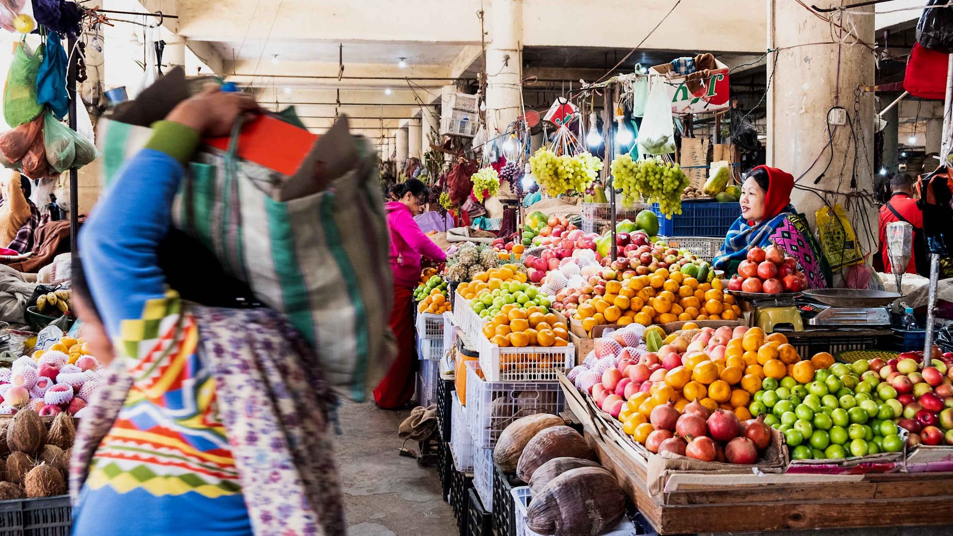 A Portrait of a Market in India Run Solely by Women - The New York