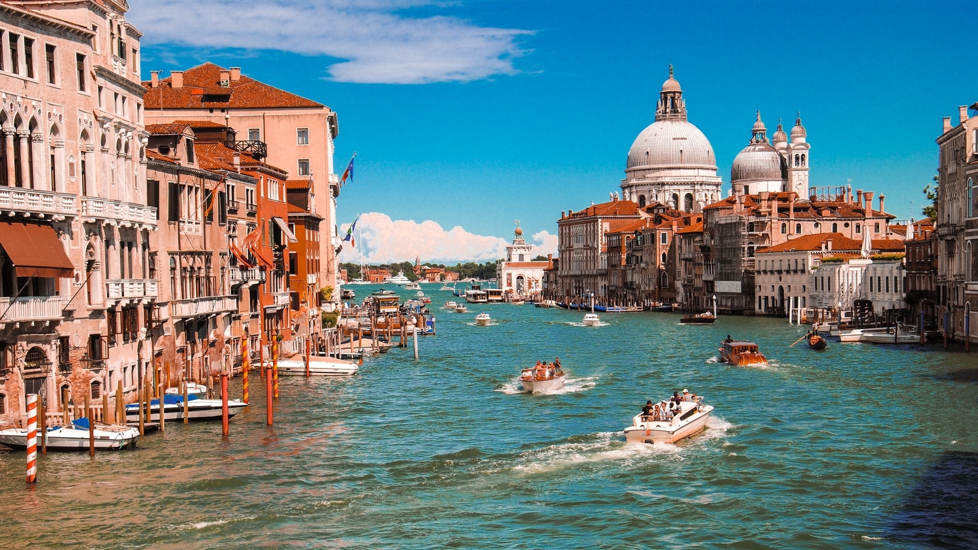 Venice holds off on a tourist tax…for now