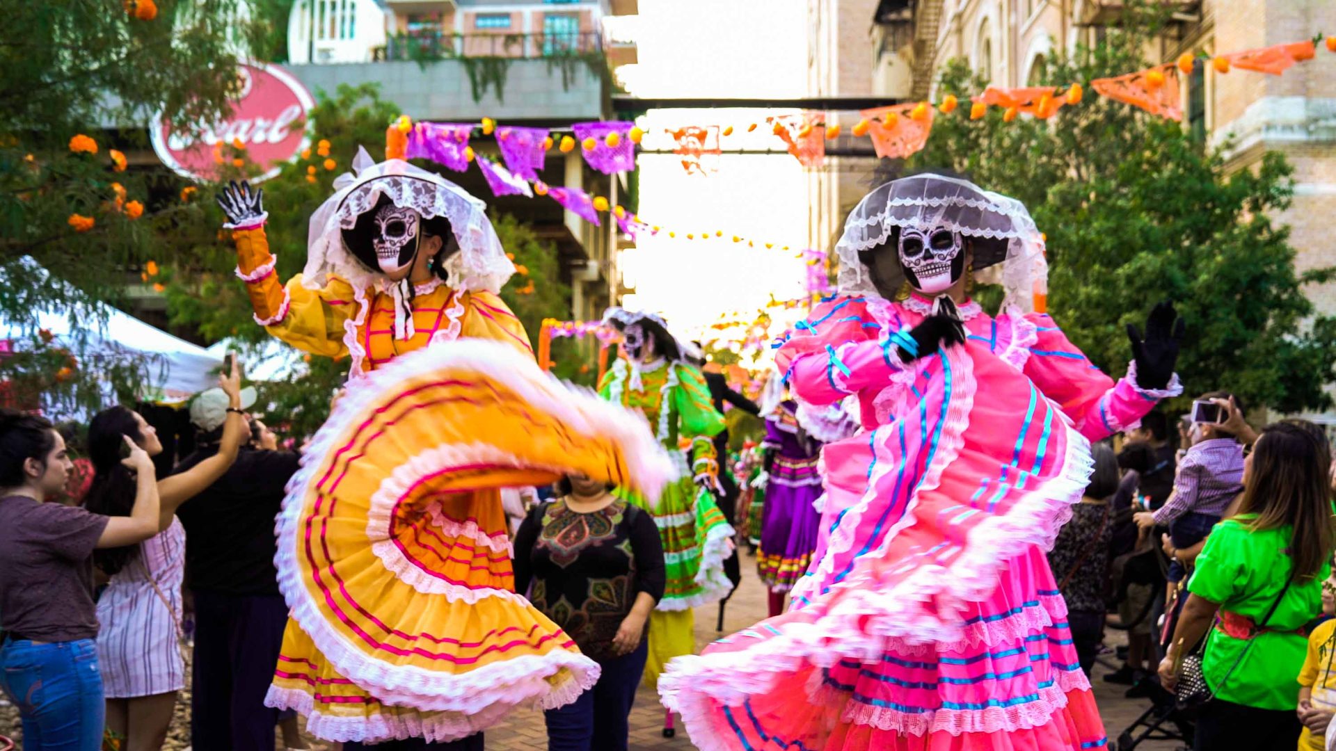 Cultures Converge At San Antonio s D a De Los Muertos Festival