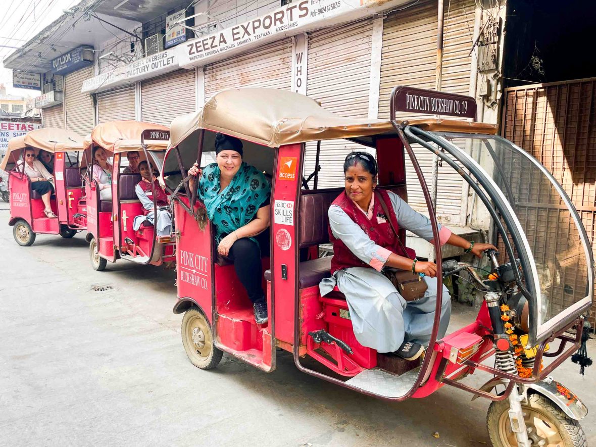 Meet the women rickshaw drivers of Jaipur, India | Adventure.com