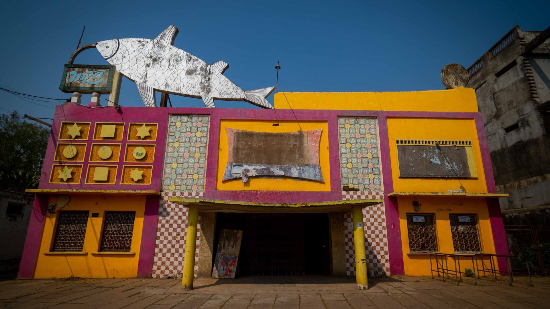 The multiplexes are multiplying, but this photographer is capturing India’s disappearing single-screen cinemas