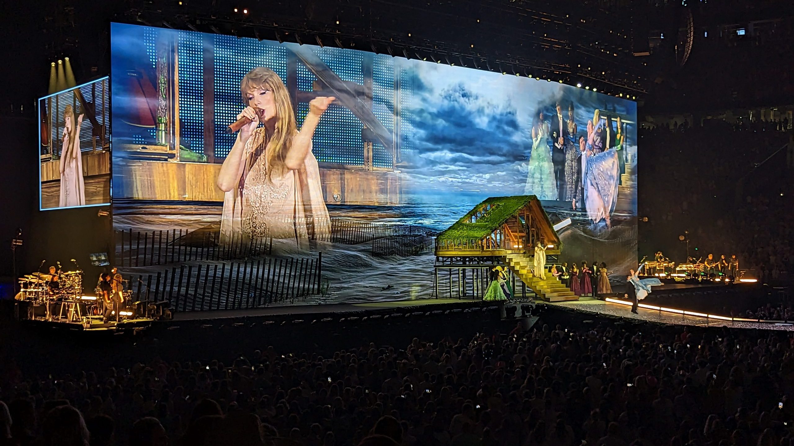 The Taylor Swift Eras Tour is changing the way we travel, taylor