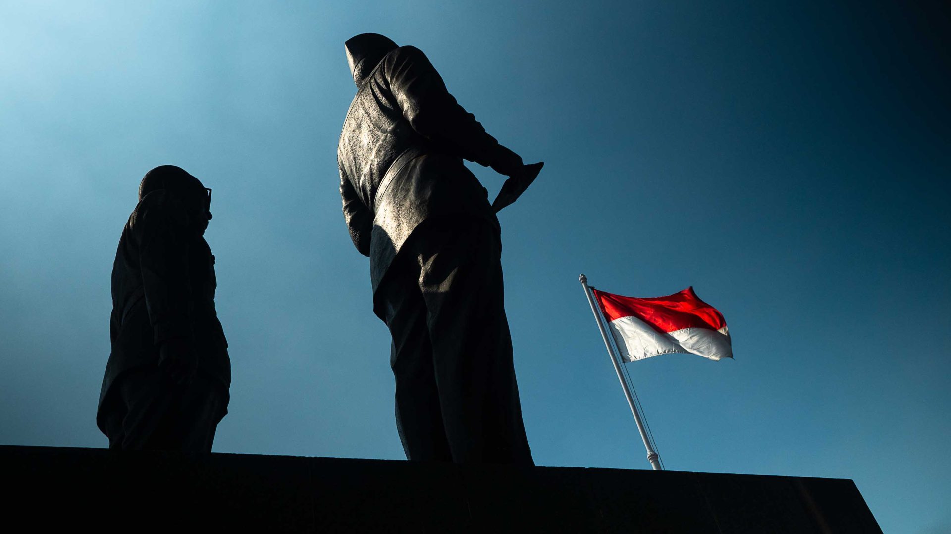 A statue of Sukarno and Hatta.