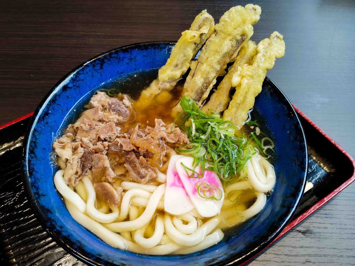 A bowl of udon soup.